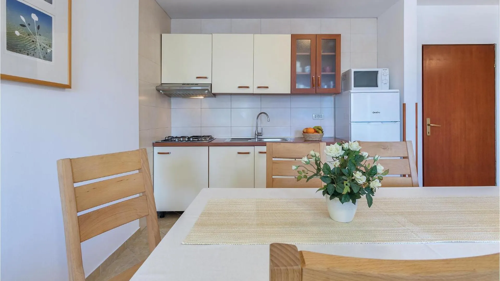 Lovely Apartment In Pula With Kitchen